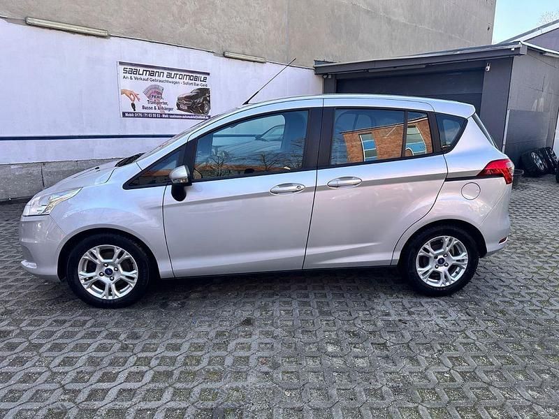 Gebraucht Ford B-MAX SYNC Edition 101 PS (74 kW) 2013 Silber Van / Kleinbus