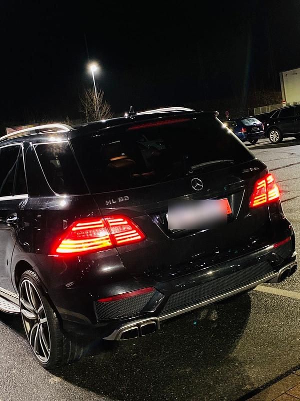 Gebraucht Mercedes ML63 AMG AMG 557 PS (409 kW) 2013 SUV