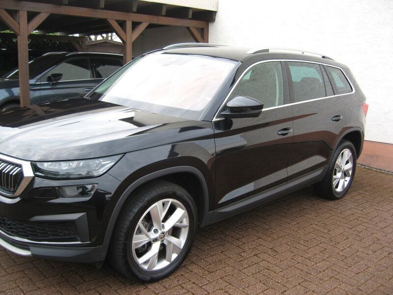 Schwarz Gebraucht 2023 Skoda Kodiaq Style SUV | 38.790 € (Fairer Preis) - Bild 1/4