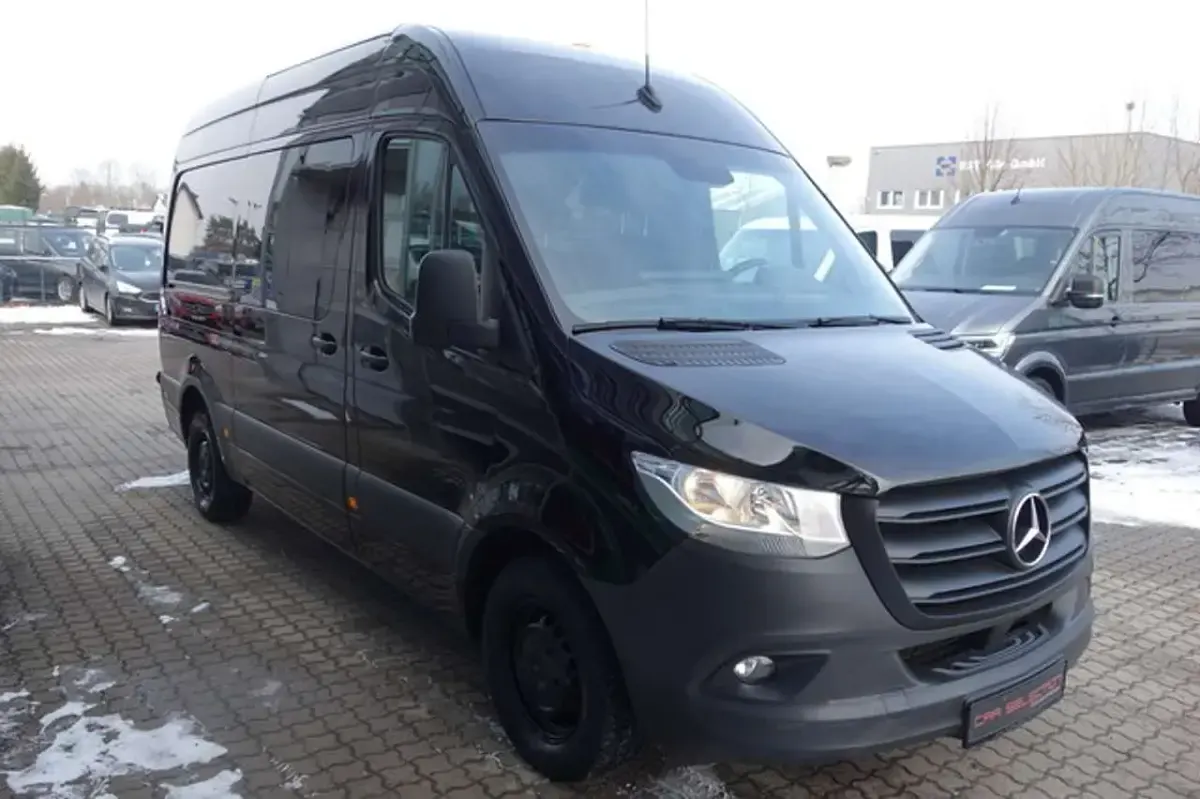 Occasion Mercedes Sprinter 170 ch (125 kW) 2021 Noir Van