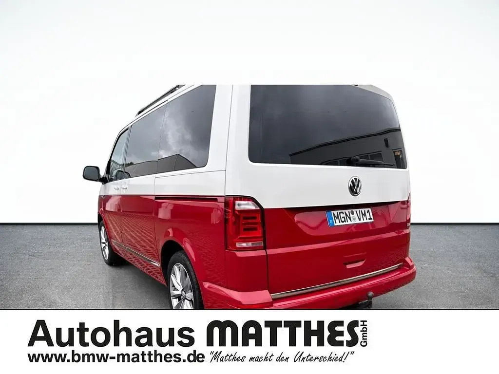Gebraucht VW Multivan Highline 204 PS (150 kW) 2017 Weiss Van / Kleinbus