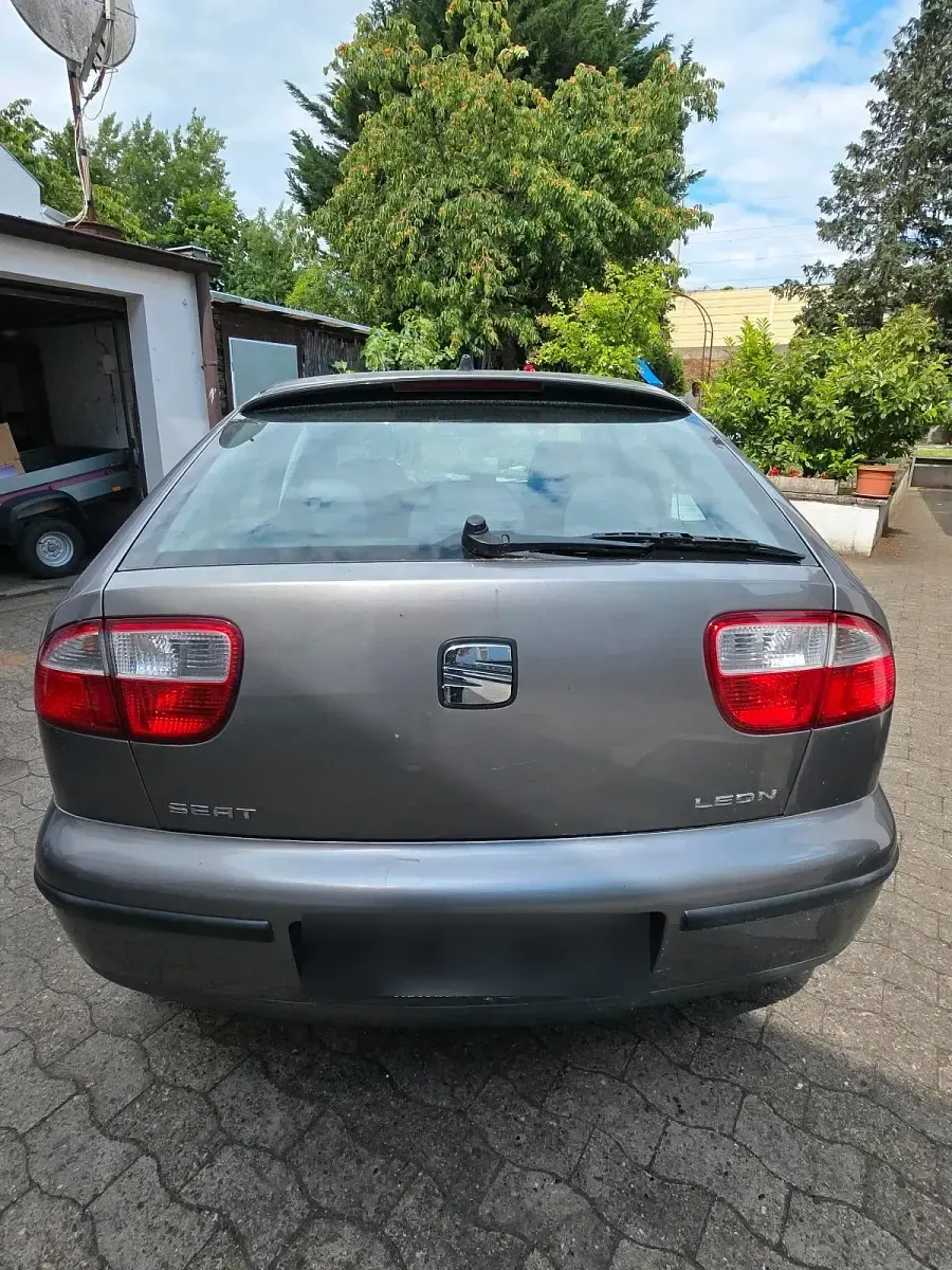 Gebraucht Seat Leon 75 PS (55 kW) 2004 Grau Kleinwagen