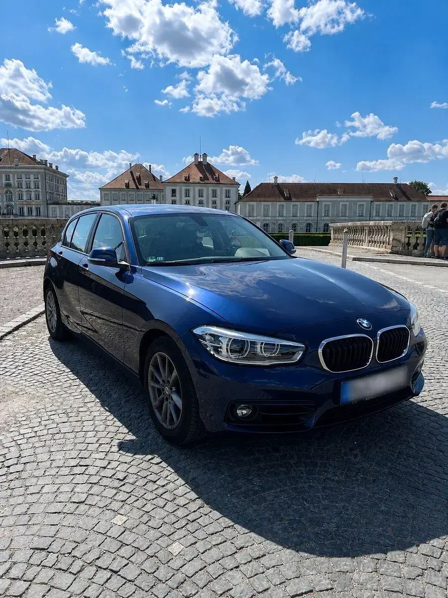 Gebraucht BMW 116 Sport Line 109 PS (80 kW) 2019 Blau Kleinwagen