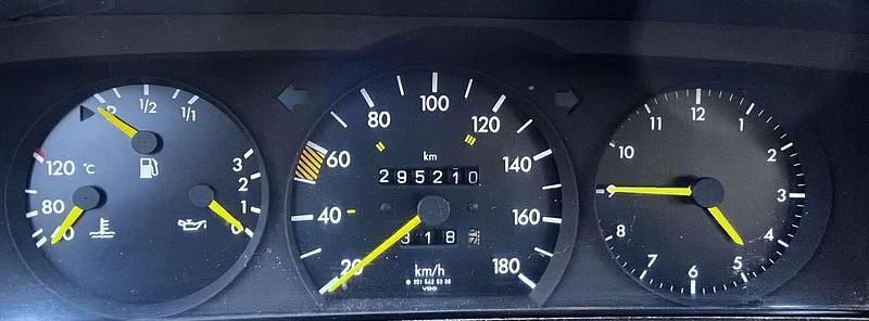 Gebraucht Mercedes 190 75 PS (55 kW) 1989 Limousine