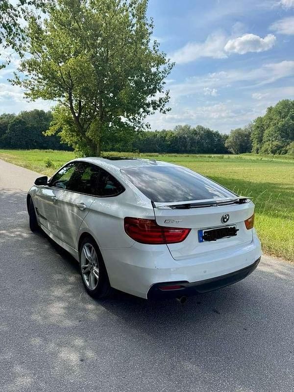 Gebraucht 2016 BMW 318 Gran Turismo M Sport Limousine | 14.690 € (Fairer Preis) - Bild 1/4