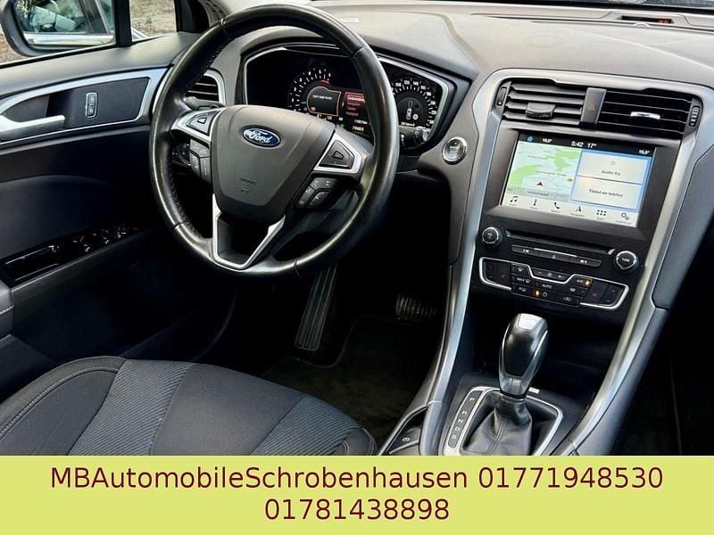 Gebraucht Ford Mondeo Titanium 150 PS (110 kW) 2019 Schwarz Kombi