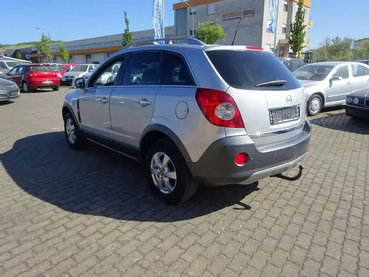 Gebraucht Opel Antara 150 PS (110 kW) 2010 Silber SUV