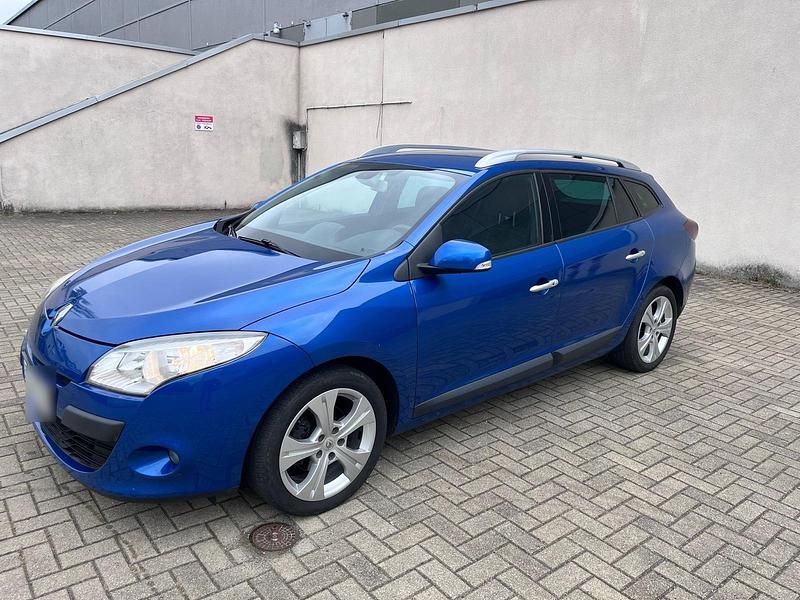 Gebraucht Renault Mégane GrandTour 130 PS (95 kW) 2010 Kombi