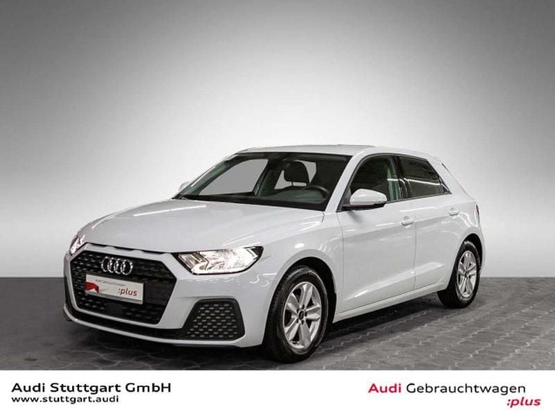 Gletscherweiß metallic Gebraucht 2022 Audi A1 Limousine | 18.650 € (Guter Preis) - Bild 1/4