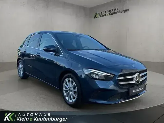 Gebraucht Mercedes B220 Progressive 190 PS (139 kW) 2019 Blau Kleinwagen