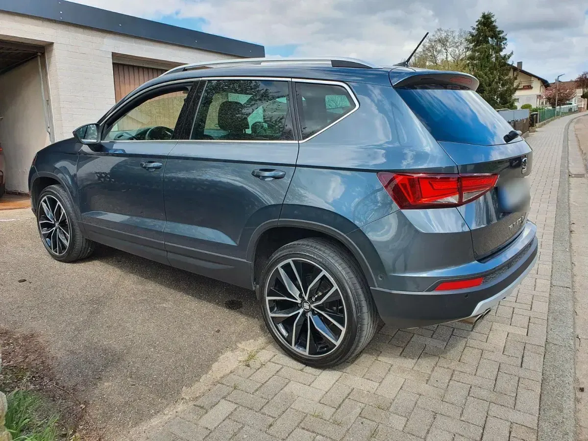 Usata Seat Ateca 4Drive 190 CV (139 kW) 2017 Grigio SUV