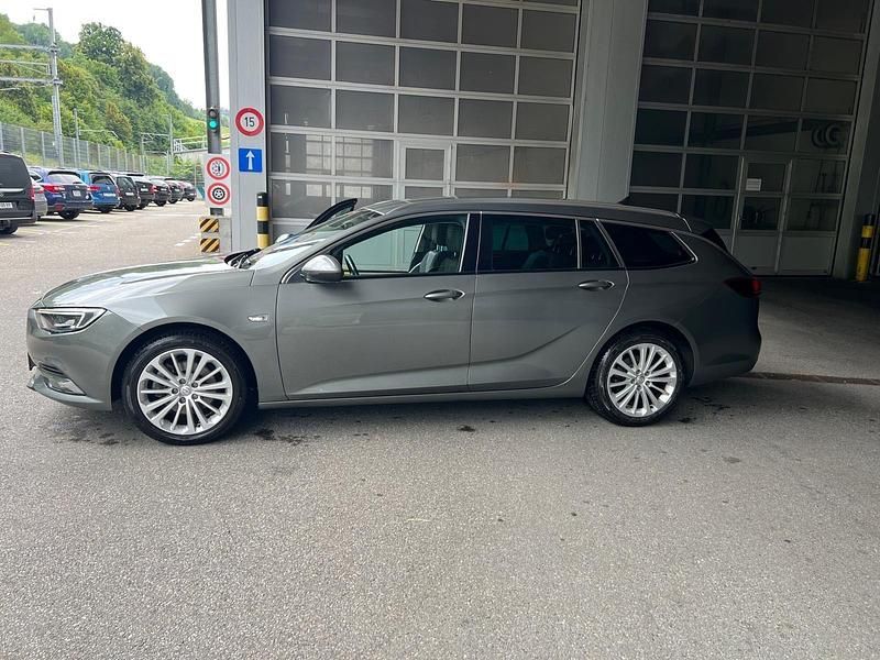 Grau Gebraucht 2018 Opel Insignia Business Kombi | 12.277 € (Guter Preis) - Bild 1/4