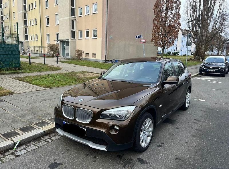 Gebraucht BMW X1 204 PS (150 kW) 2010 Braun SUV