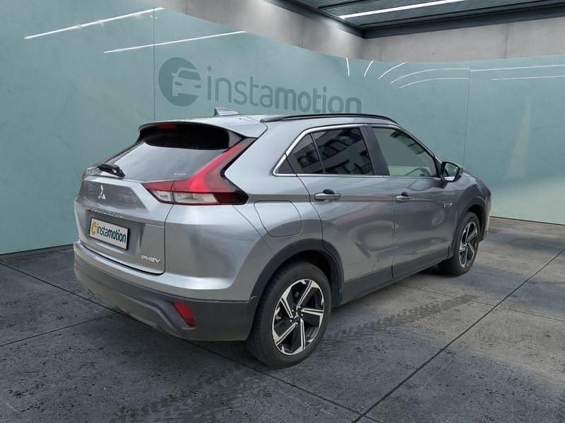 Grau Gebraucht 2022 Mitsubishi Eclipse Cross SUV | 23.499 € (Fairer Preis) - Bild 1/1