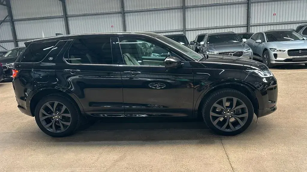 Gebraucht Land Rover Discovery Sport SE Dynamic 204 PS (150 kW) 2022 Schwarz SUV
