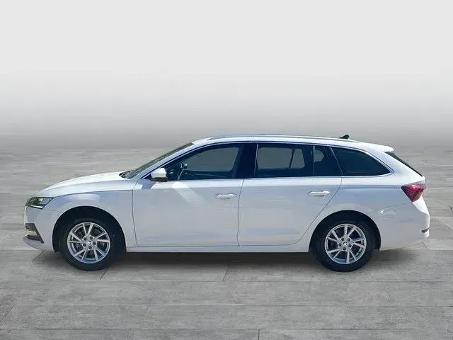 Gebraucht Skoda Octavia Style 116 PS (85 kW) 2023 Weiß Kombi