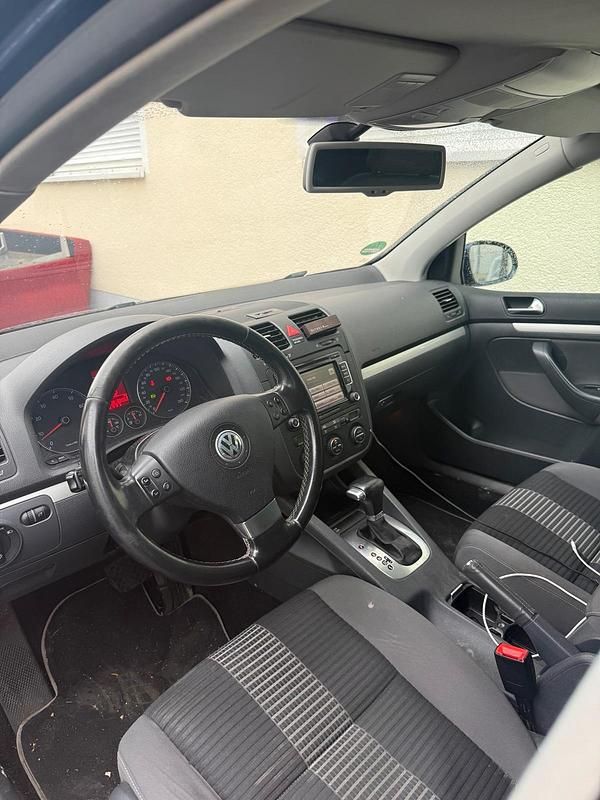 Gebraucht VW Golf V 150 PS (110 kW) 2008 Blau Kleinwagen