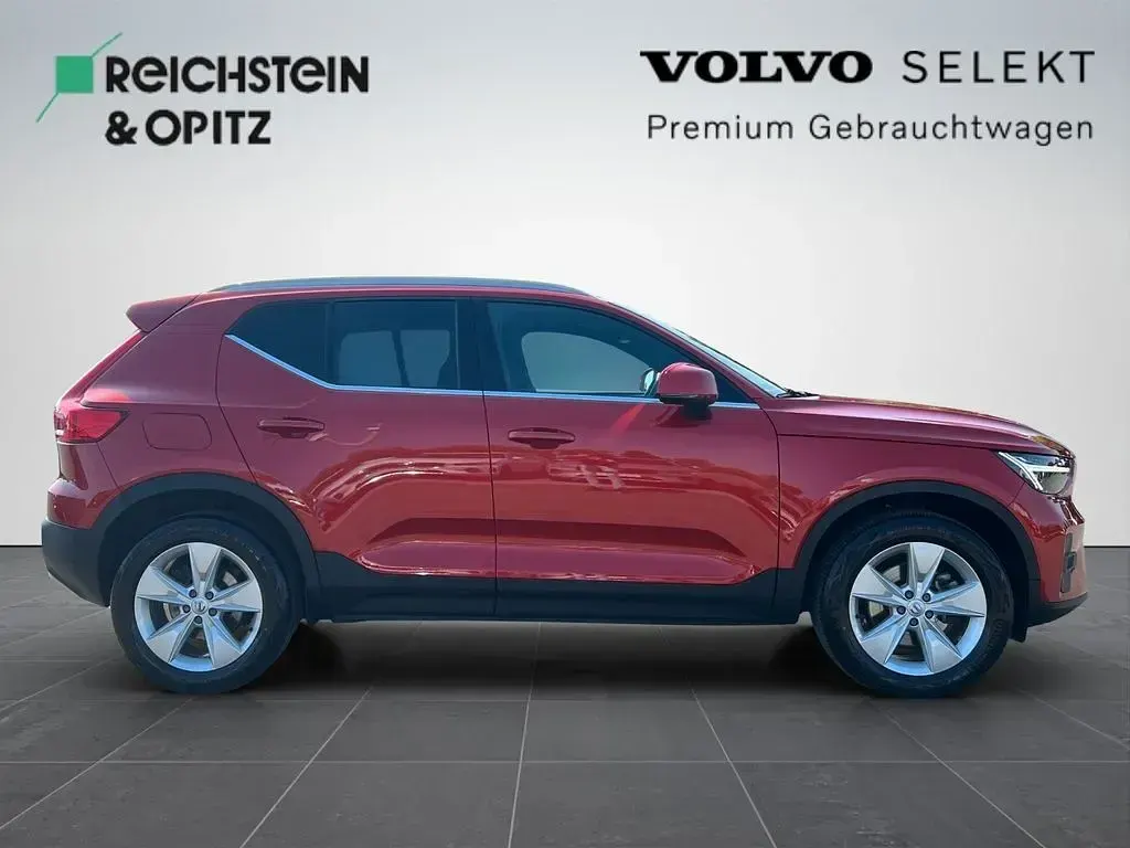 Gebraucht Volvo XC40 Plus 163 PS (119 kW) 2023 Fusion red SUV