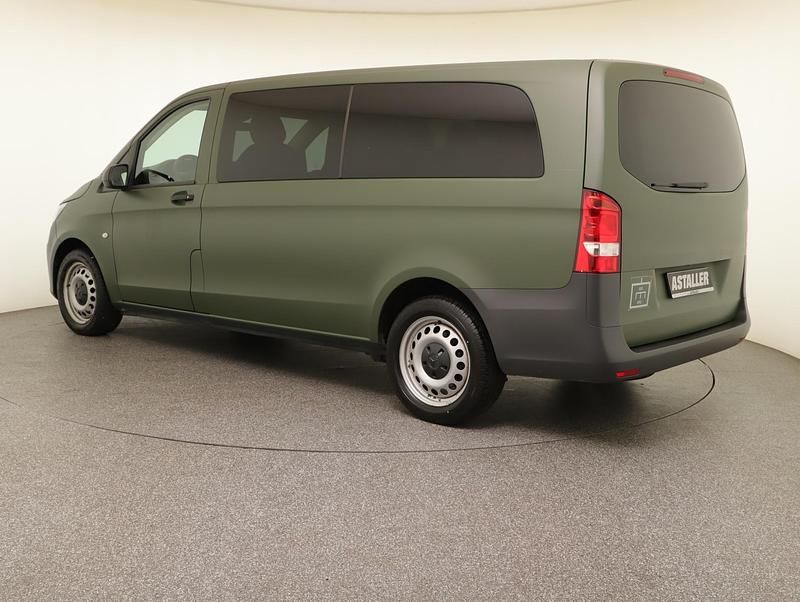 Gebraucht Mercedes Vito 136 PS (100 kW) 2021 Granitgrün Van