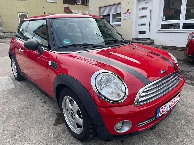 Gebraucht Mini ONE 98 PS (72 kW) 2010 Rot Kleinwagen