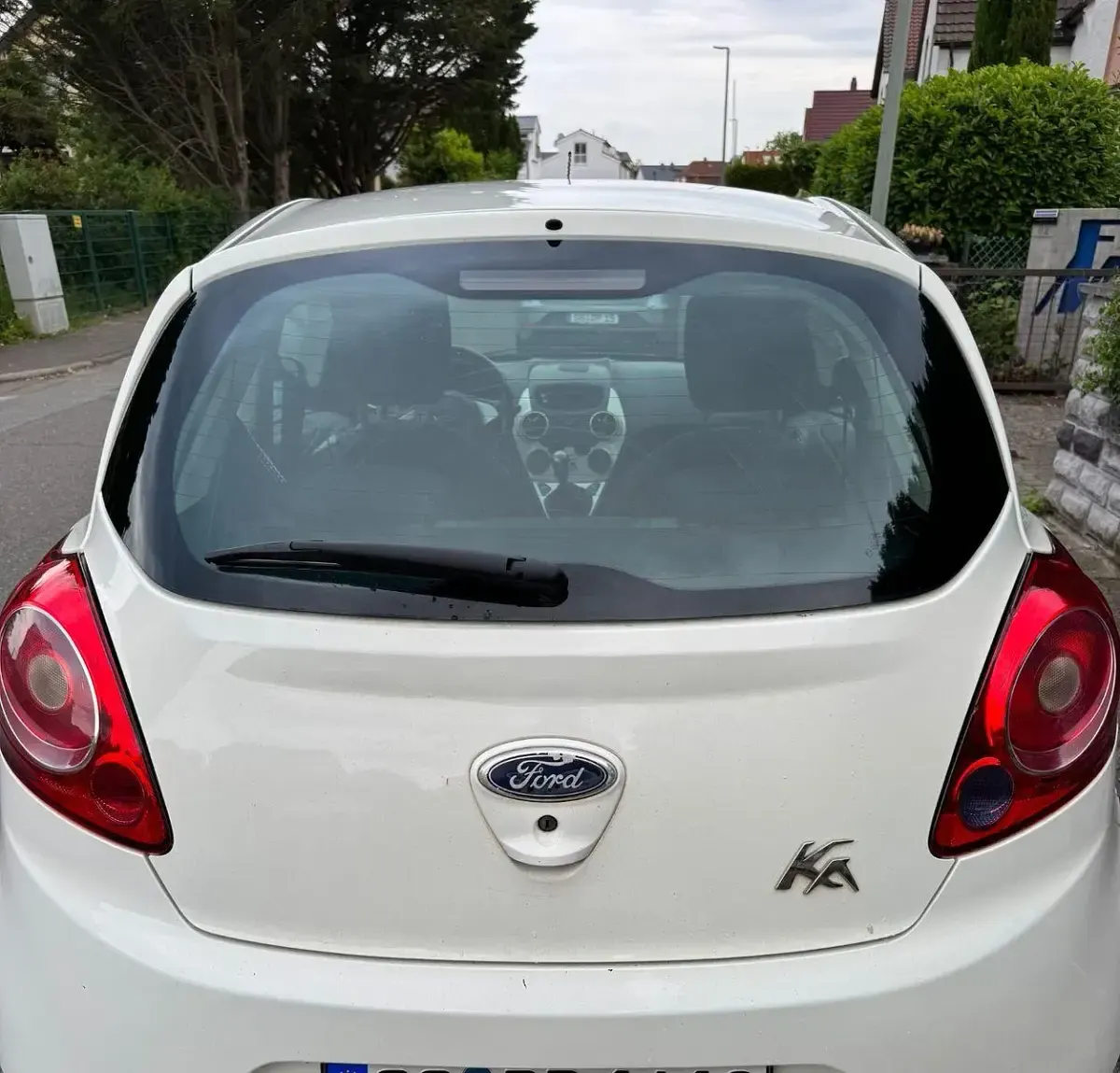 Gebraucht Ford Ka Trend 69 PS (50 kW) 2010 Weiß Kleinwagen