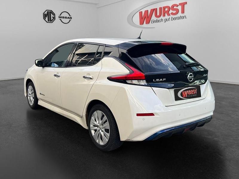 Gebraucht Nissan Leaf 360º 110 kW (150 PS) 2019 M) (weiss Kleinwagen