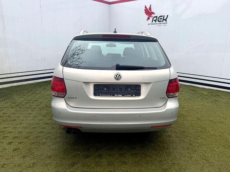 Gebraucht VW Golf VI S 122 PS (89 kW) 2011 Gold Kleinwagen