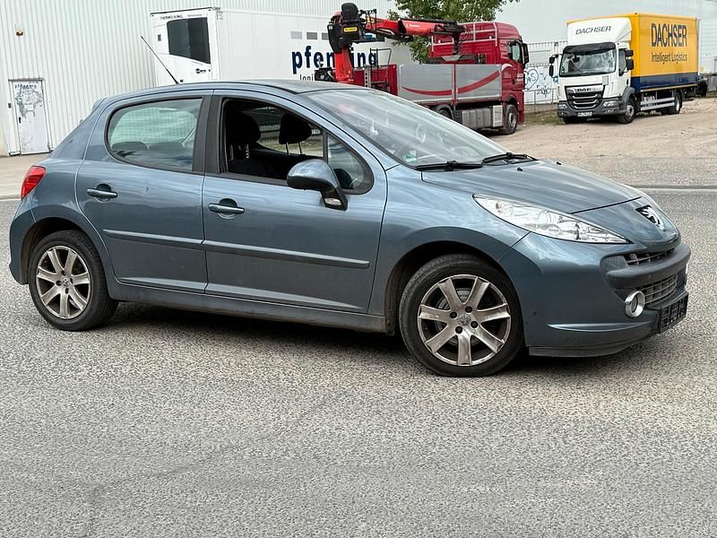 Grau Gebraucht 2008 Peugeot 207 Kleinwagen | 1.990 € (Guter Preis) - Bild 1/4