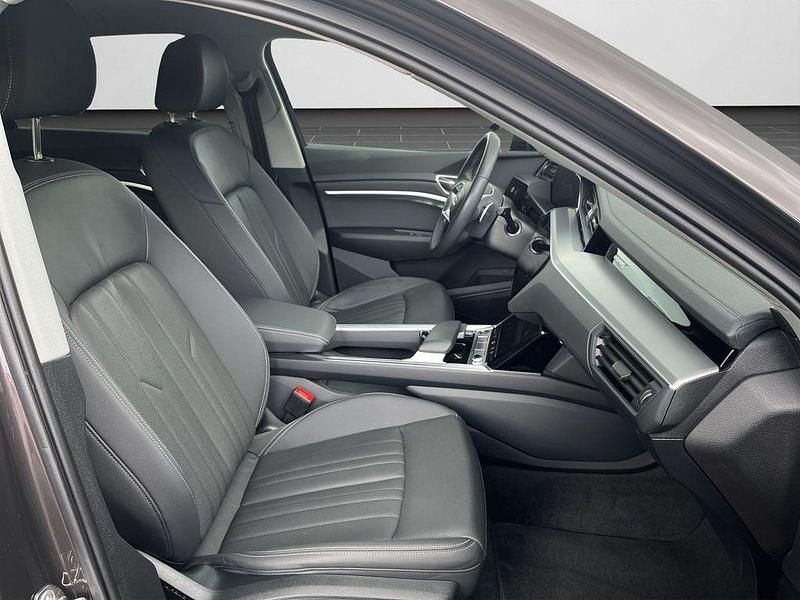 Gebraucht Audi Q8 Sportback e-tron S-Line 300 kW (408 PS) 2023 Madeirabraun metallic (metallic) SUV