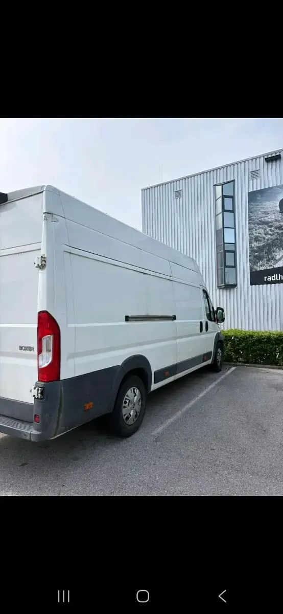 Gebraucht Peugeot Boxer 140 PS (102 kW) 2017 Weiß Van