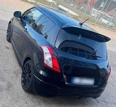 Gebraucht Suzuki Swift 94 PS (69 kW) 2011 Schwarz Kleinwagen