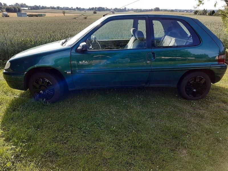 Grün Gebraucht 1999 Citroën Saxo Kleinwagen | 885 € - Bild 1/4