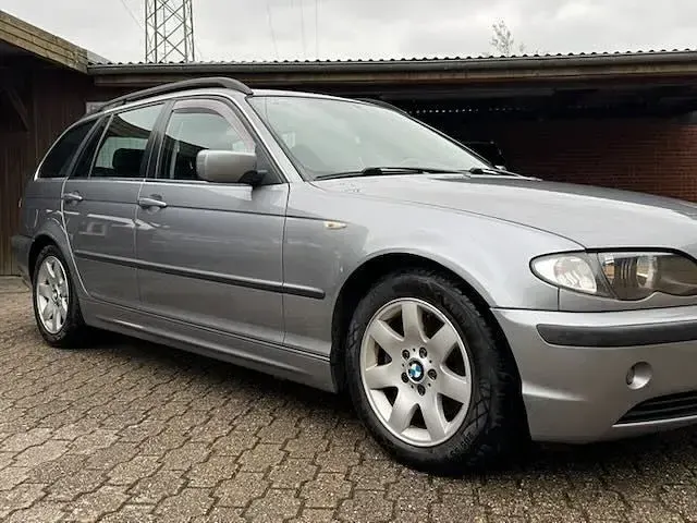 Second-hand BMW 320 170 CP (125 kW) 2004 Argintiu Break