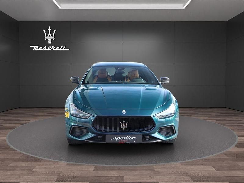Gebraucht Maserati Ghibli 581 PS (427 kW) 2024 Blu di persia Coupé