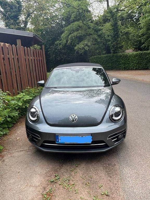 Gebraucht VW Beetle Cabriolet Design 150 PS (110 kW) 2018 Grau Cabrio