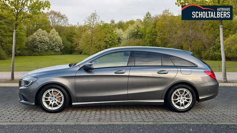 Gebraucht Mercedes CLA200 156 PS (114 kW) 2016 Grau Limousine