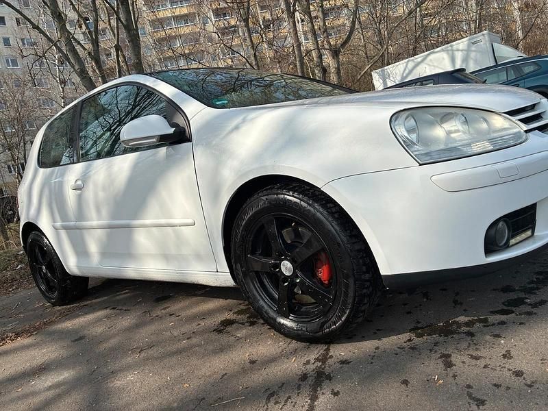 Gebraucht VW Golf 140 PS (102 kW) 2006 Weiß Cabrio