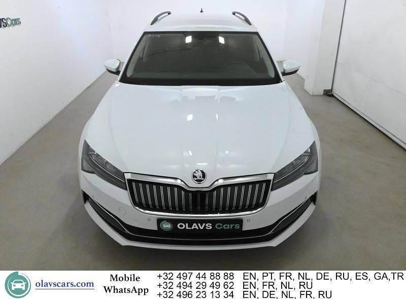 Gebraucht Skoda Superb Ambition 218 PS (160 kW) 2020 Weiß Limousine