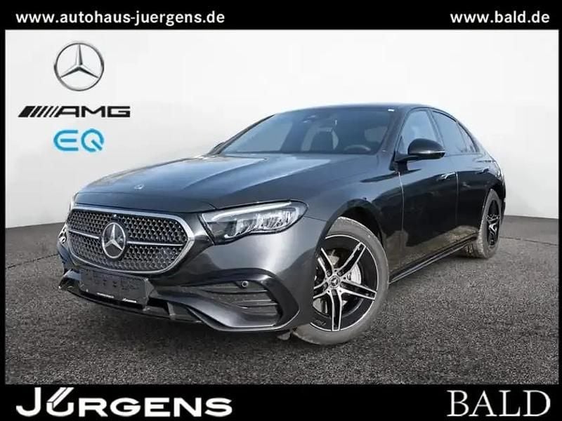 Gebraucht Mercedes E300 AMG 313 PS (230 kW) 2024 Grau graphitgrau metallic Limousine