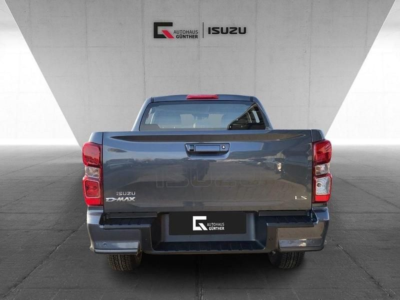 Neu Isuzu D-Max 163 PS (119 kW) 2026 Obsidian grey SUV