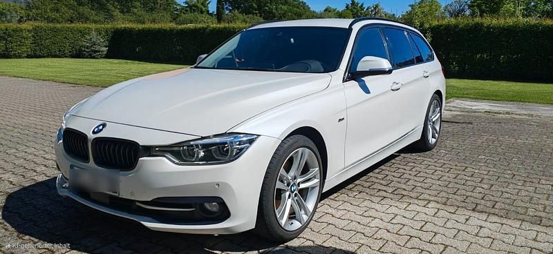 Weiß Gebraucht 2015 BMW 320 Sport Line Kombi | 11.300 € (Etwas zu teuer) - Bild 1/4