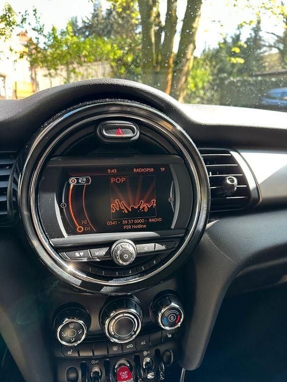 Second-hand Mini ONE 102 CP (75 kW) 2018 Negru Hatchback