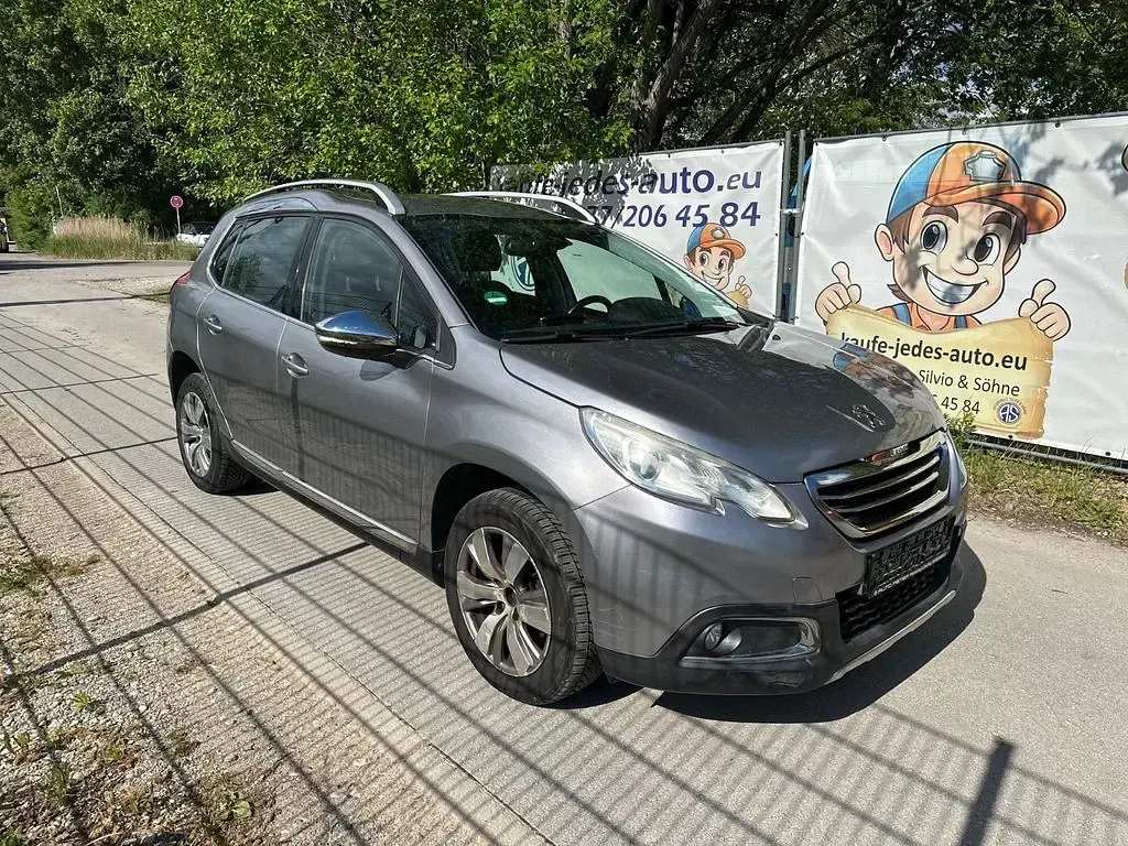 Gebraucht Peugeot 2008 Allure 120 PS (88 kW) 2014 Silber SUV