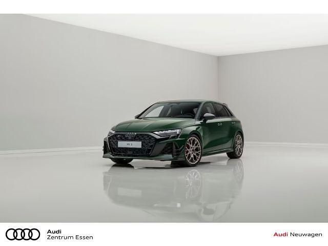 Neu Audi RS3 Competition 400 PS (294 kW) 2026 Gruen Limousine