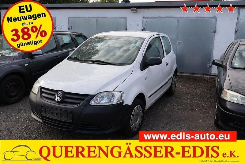 Gebraucht VW Fox 54 PS (39 kW) 2008 Weiß Kleinwagen