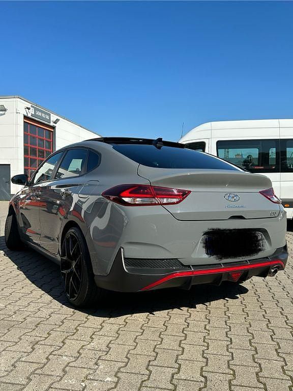 Grau Gebraucht 2019 Hyundai i30 N Line Limousine | 18.000 € (Fairer Preis) - Bild 1/4