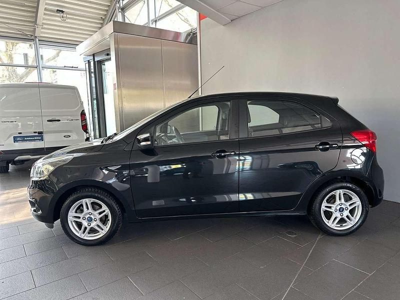 Gebraucht Ford Ka Cool & Sound Edition 86 PS (63 kW) 2017 Tuxedo black (metallic) Limousine