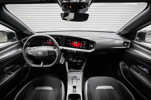 Neu Opel Mokka 131 PS (96 kW) 2025 Artense grau metallic () artense grau metallic () SUV