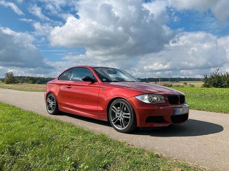 Gebraucht BMW 135 Coupé 306 PS (225 kW) 2008 Rot Coupé