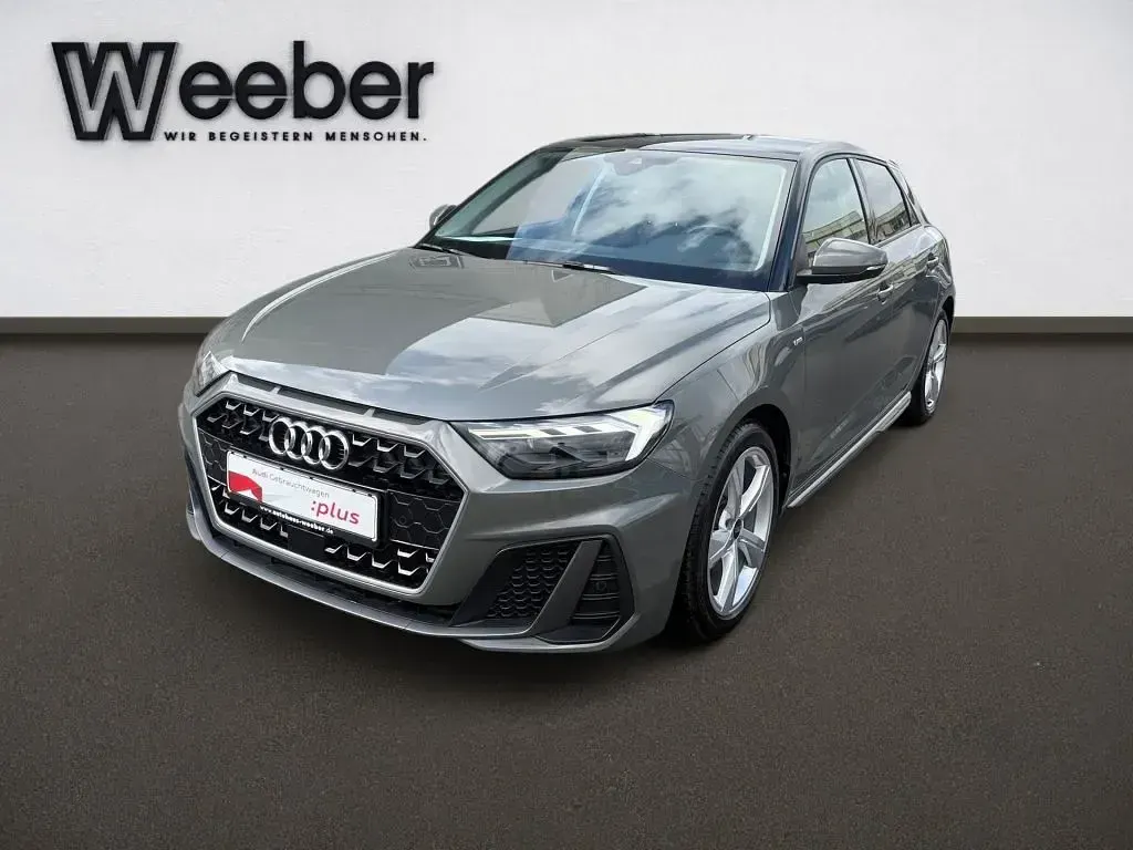 Usata Audi A1 110 CV (80 kW) 2022 Grigio SUV